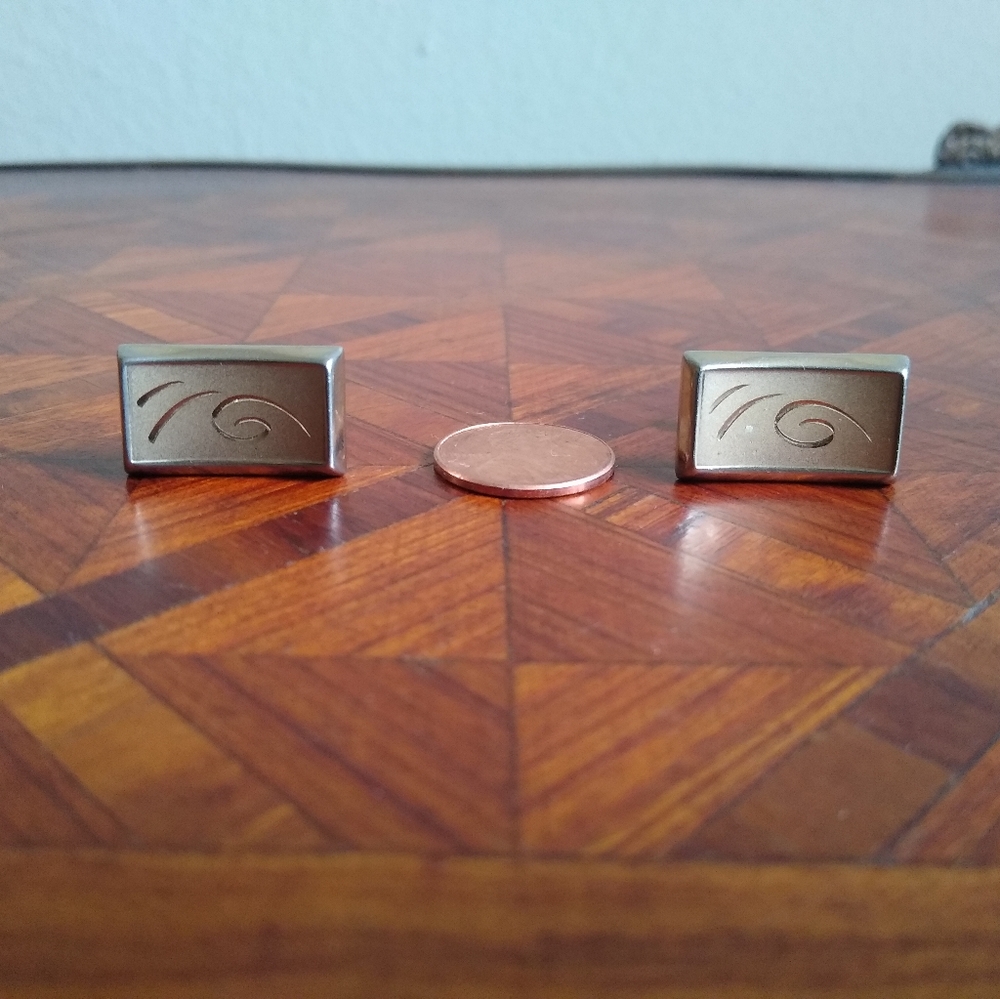 VTG 1950's SWANK gold-tone etched cufflinks